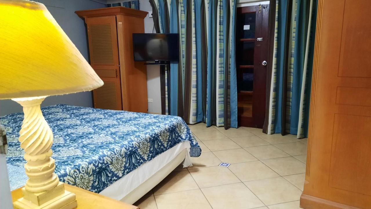 Aruba Cunucu Residence Palm Beach Bagian luar foto