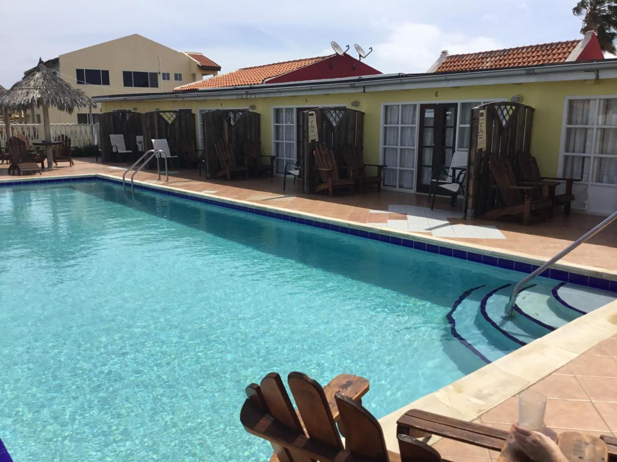 Aruba Cunucu Residence Palm Beach Bagian luar foto