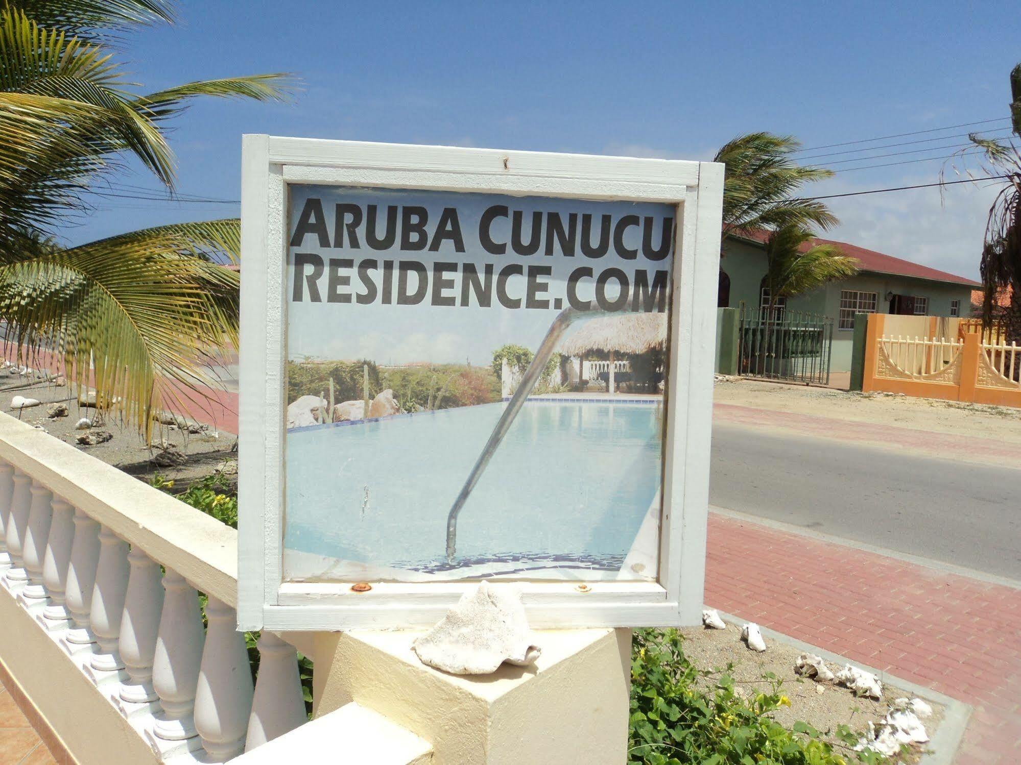 Aruba Cunucu Residence Palm Beach Bagian luar foto
