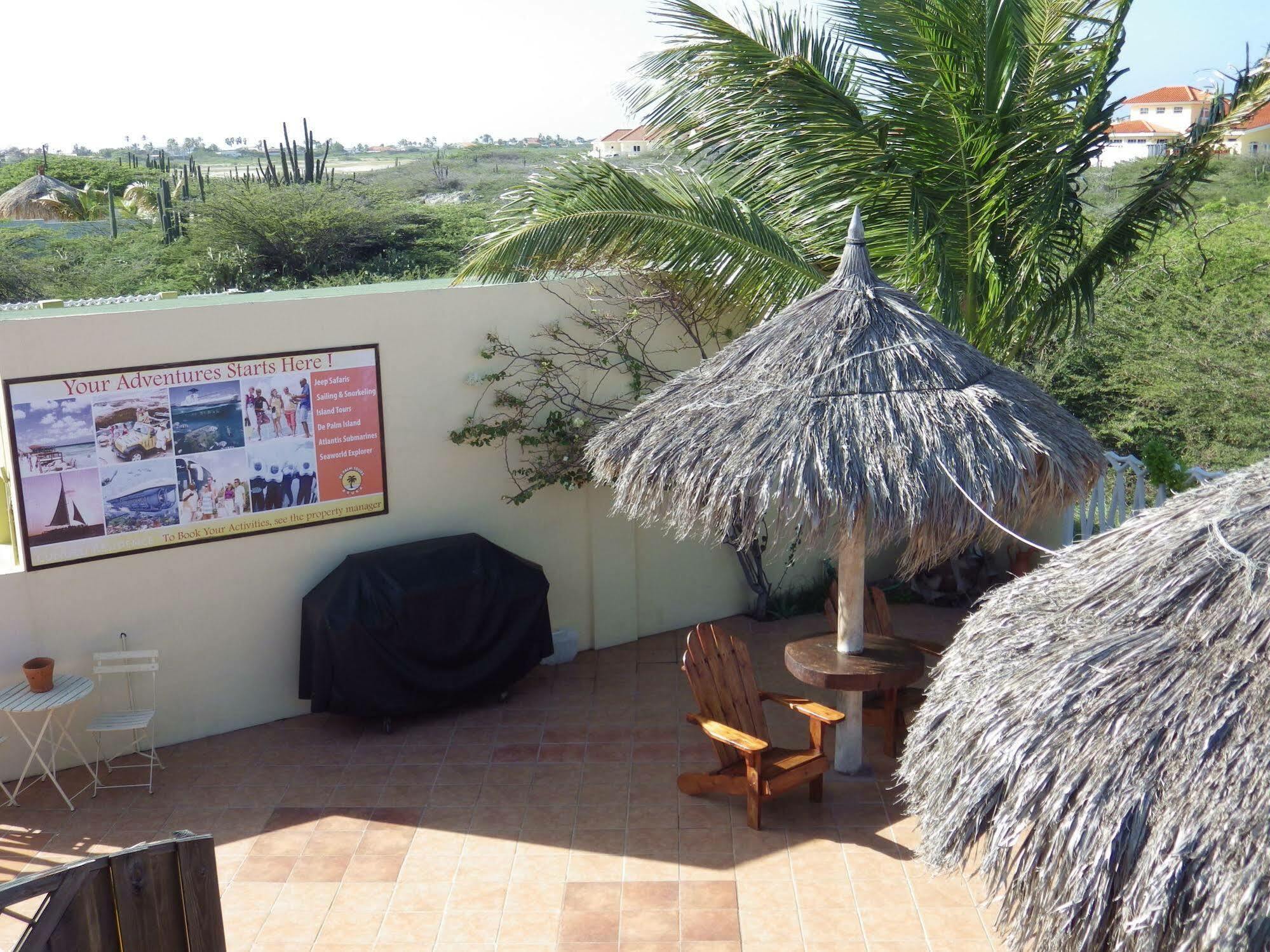 Aruba Cunucu Residence Palm Beach Bagian luar foto